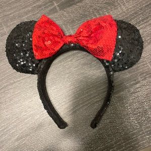 Disney Minnie Mouse classic ears